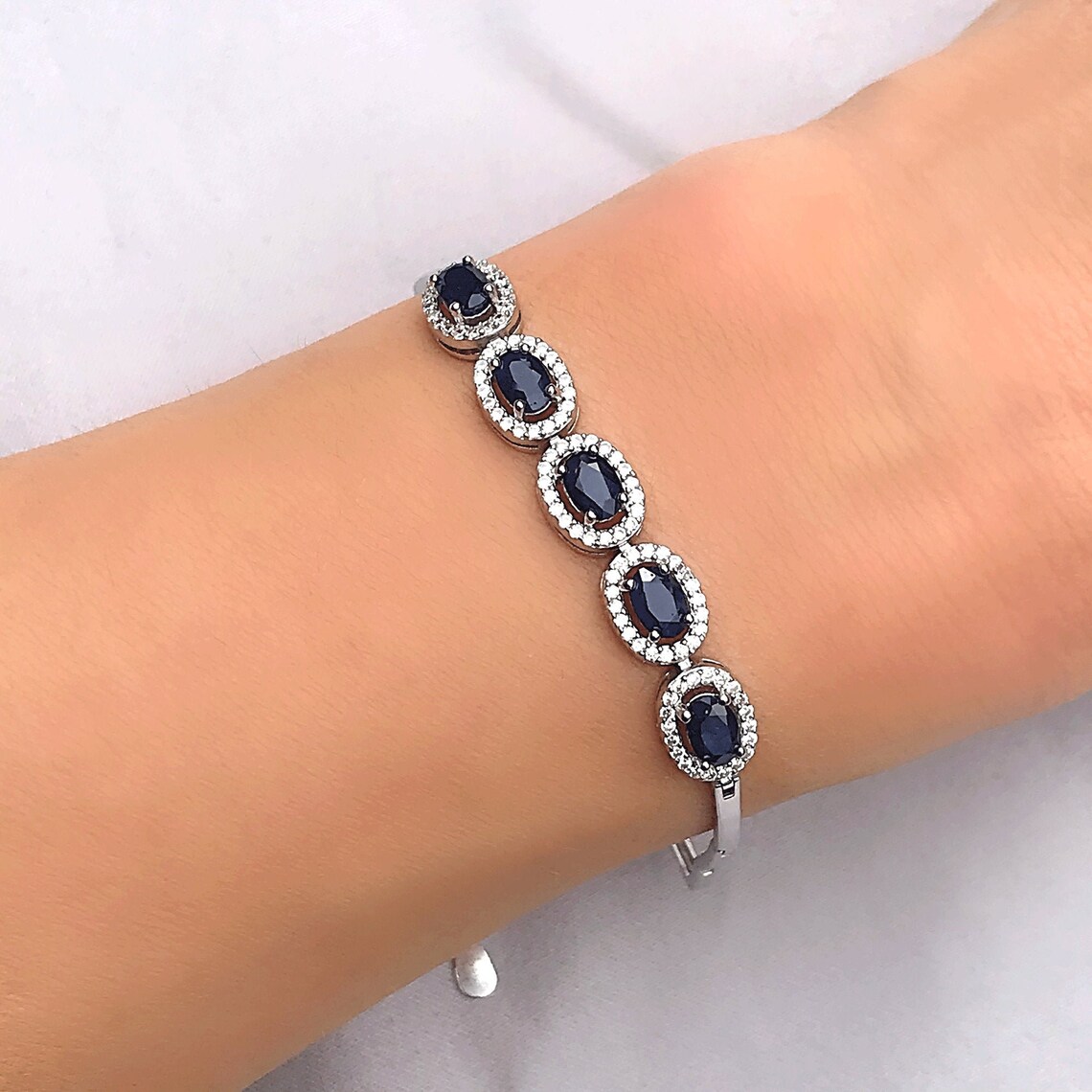 100natural-sapphire-bracelet